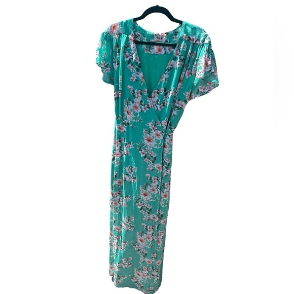 eva mendes for New York & Company Dresses & Skirts - Floral Maxi Tie Dress